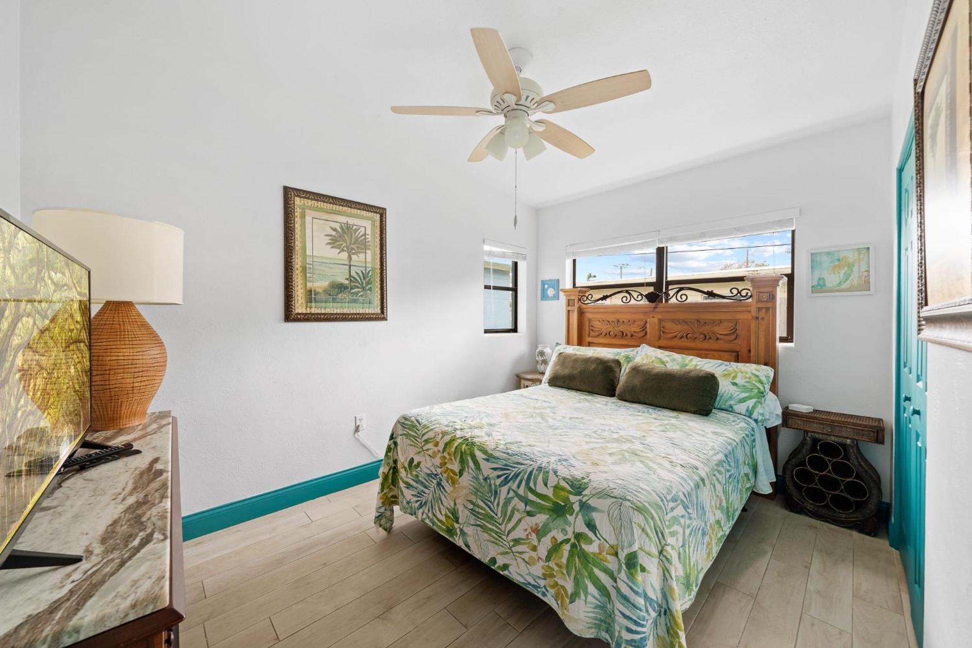 Uptown Cottage - Walk To The Beach And Restaurants Коко-Біч Екстер'єр фото